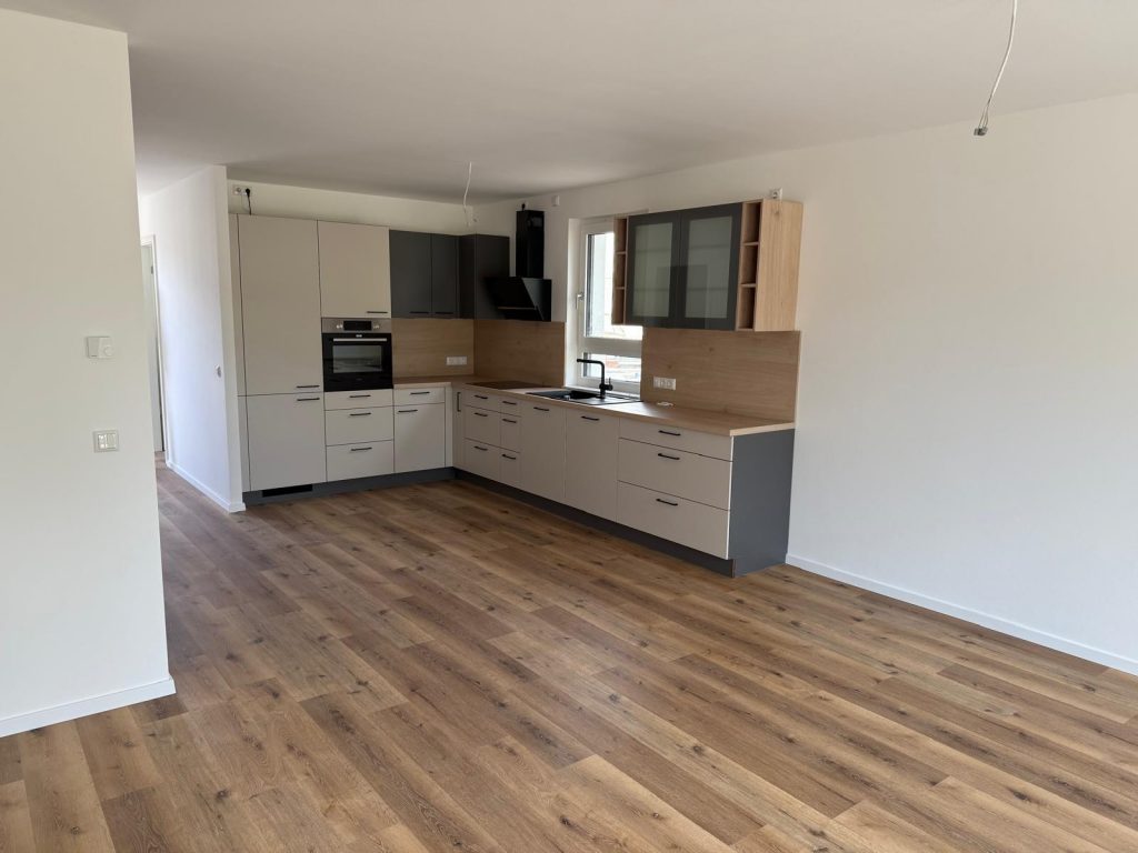 Küche in einer neuen Wohnung