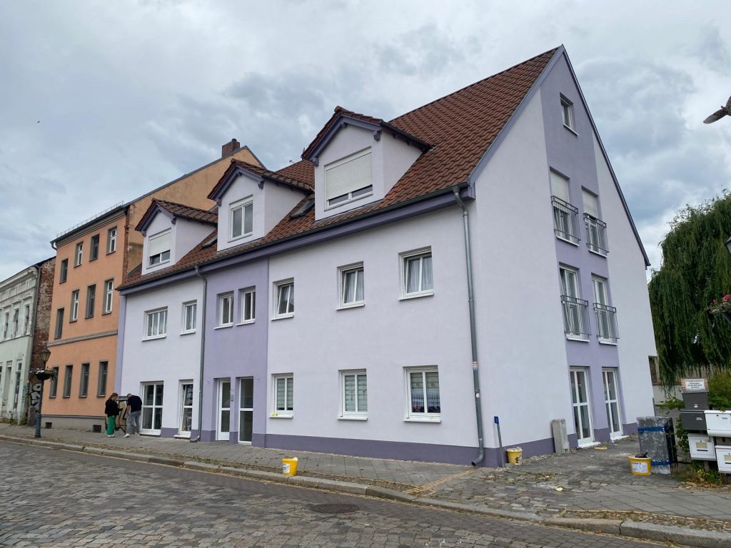 Mehrfamilienhaus mit Gauben