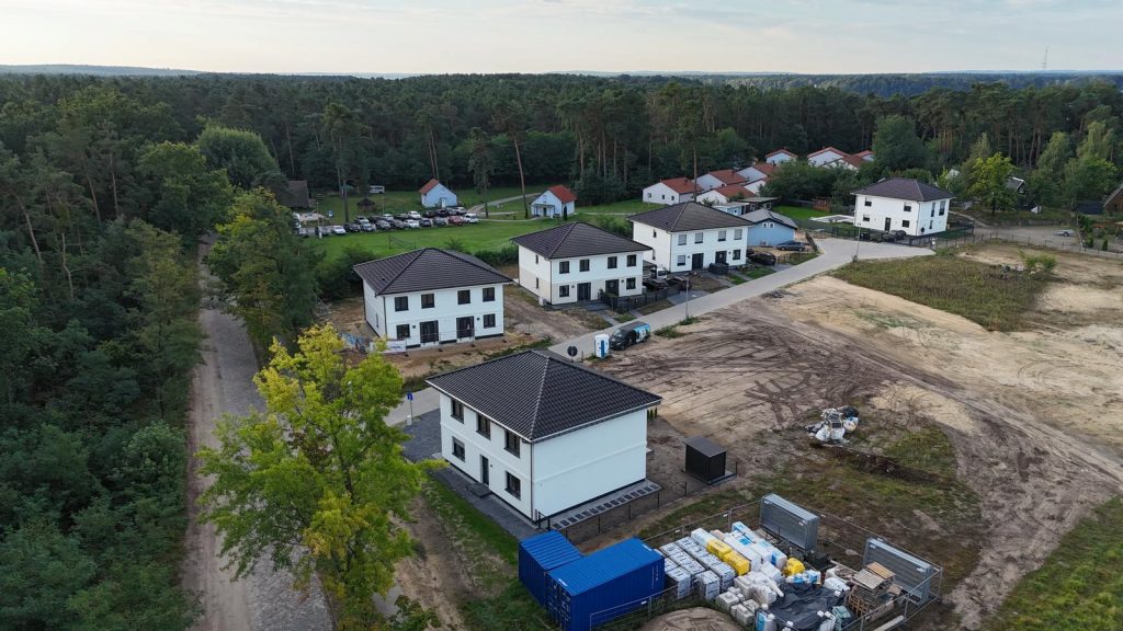 Neubausiedlung aus der Luft